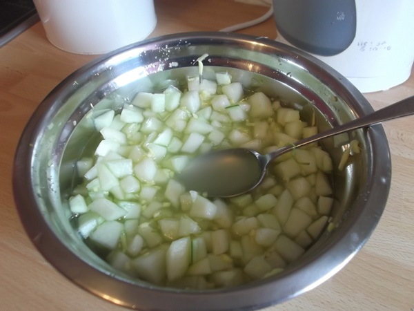 Kavun ve kavun kabuğunun kış için reçel - basit yemek tarifleri
