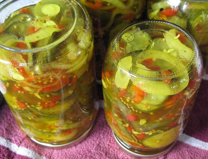 Salatalık salatası