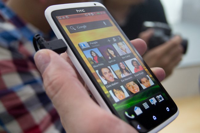 HTC Bir X